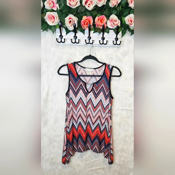 Agenda Tops - Agenda Petite Chevron Multicolor Keyhole Tank